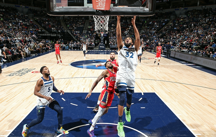 西班牙男篮碾压鹈鹕，拉塞尔完成帽子戏法