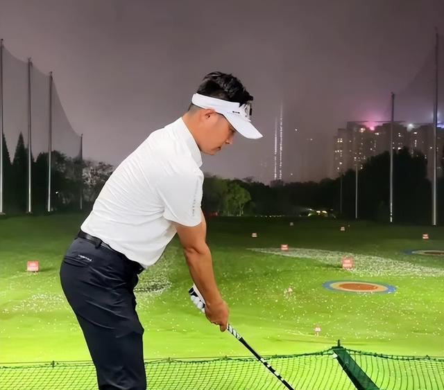 关于全球热议！高尔夫场外八卦引关注的信息