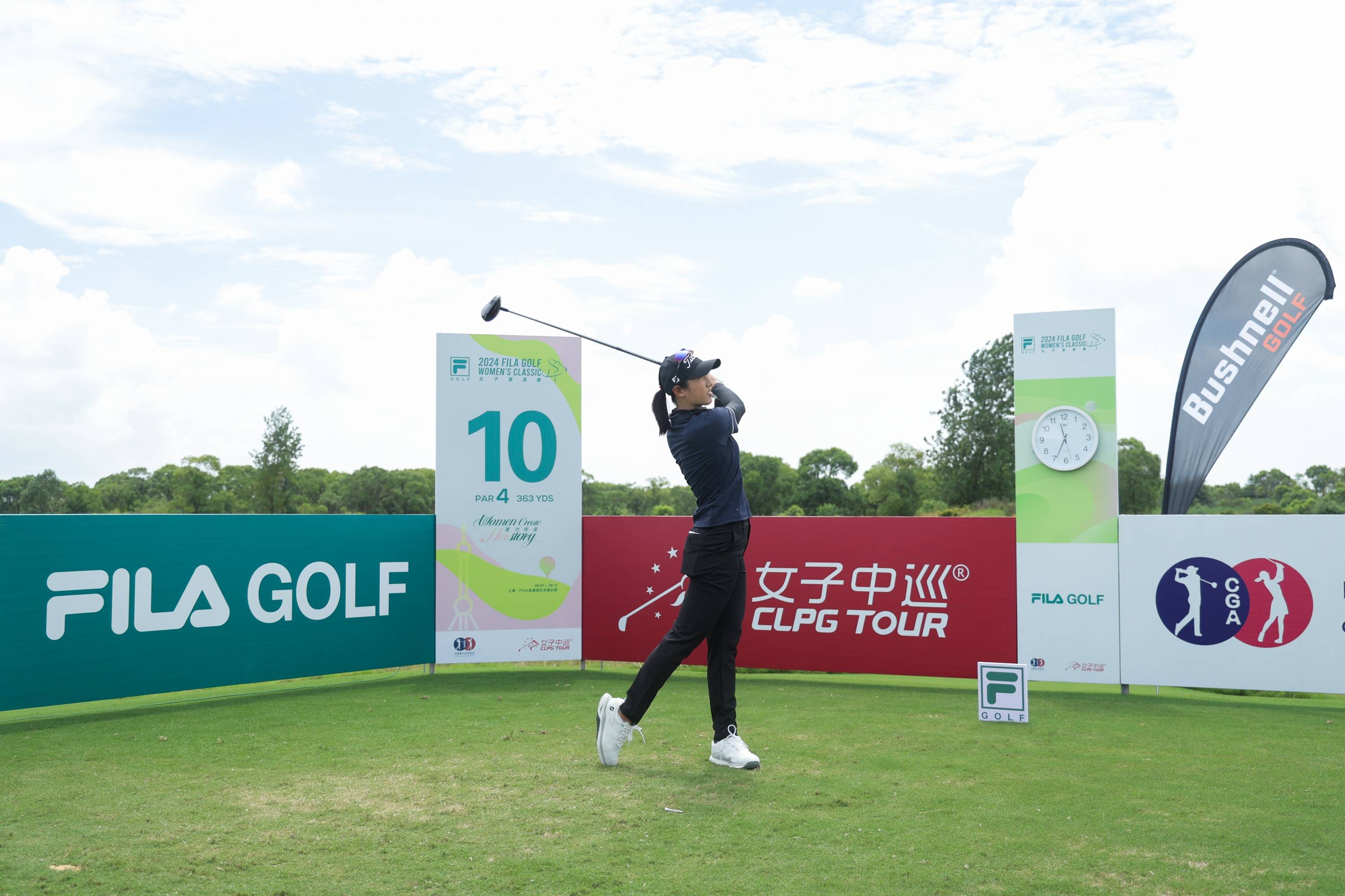 包含高尔夫选手刷新世界纪录,震撼全场的词条 包含高尔夫选手刷新世界纪录,震撼全场的词条