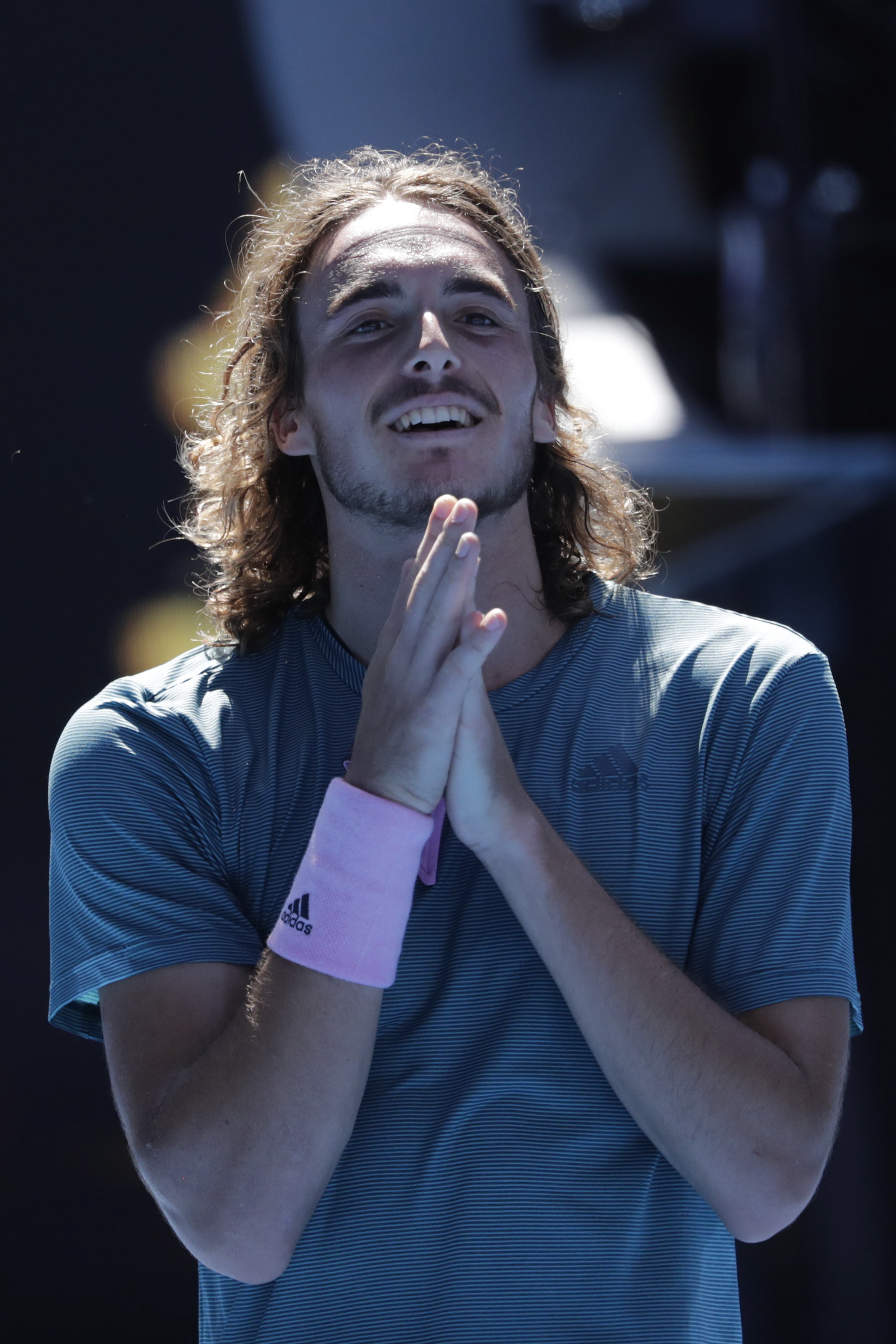 戴维斯杯鏖战澳网，西西帕斯统治全场的简单介绍