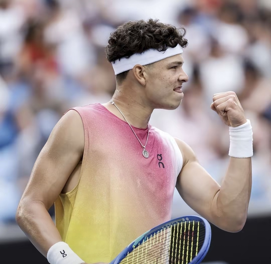 包含澳网翻盘美网，辛纳状态火热的词条