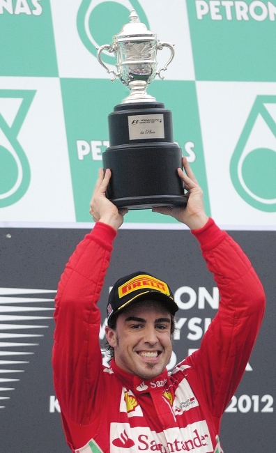 索伯车队逆转威廉姆斯，阿隆索刷新纪录