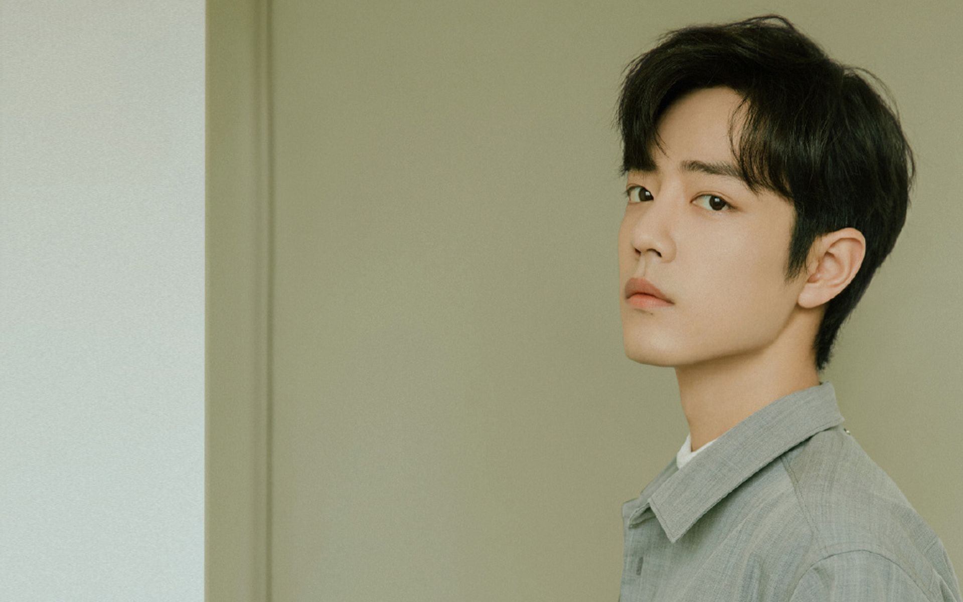 让球拍与足球同频的瞬间