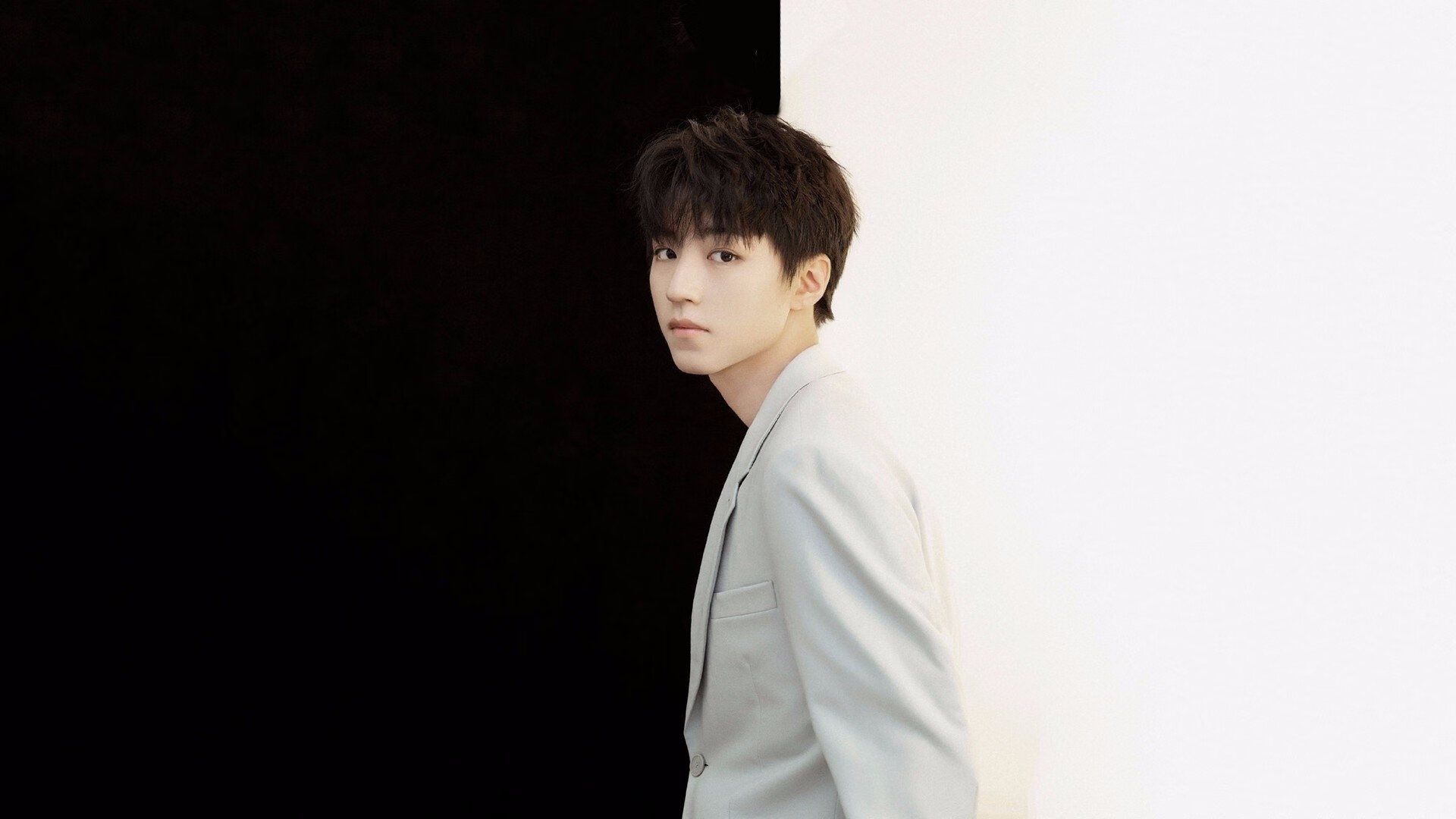 北境寒流冻结南岸热火，第三节惊雷中拉文重塑关键先生定义