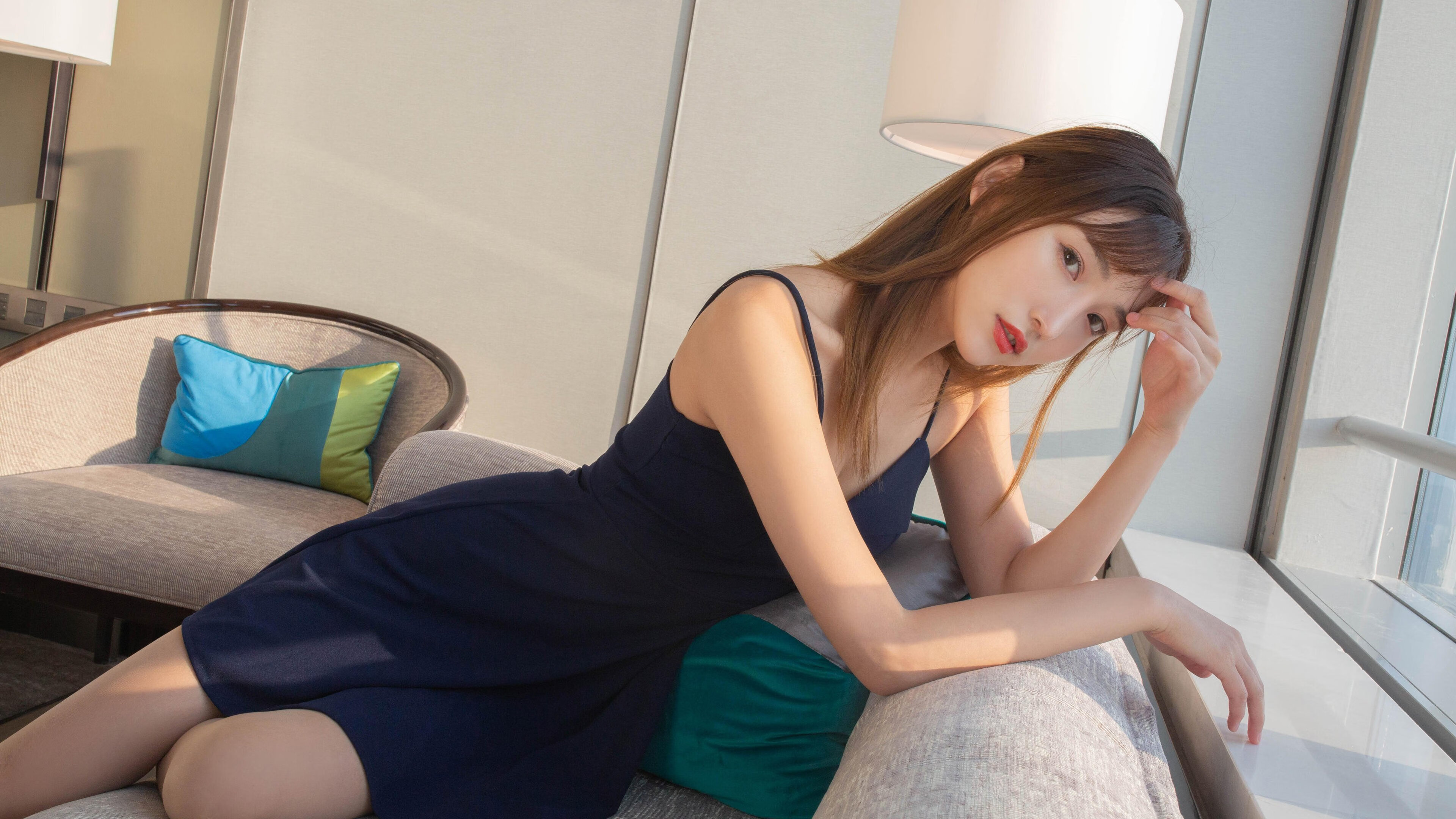 霓虹灯下的钢铁防线，乔治如何以绝妙防守冻结F1街道赛之夜