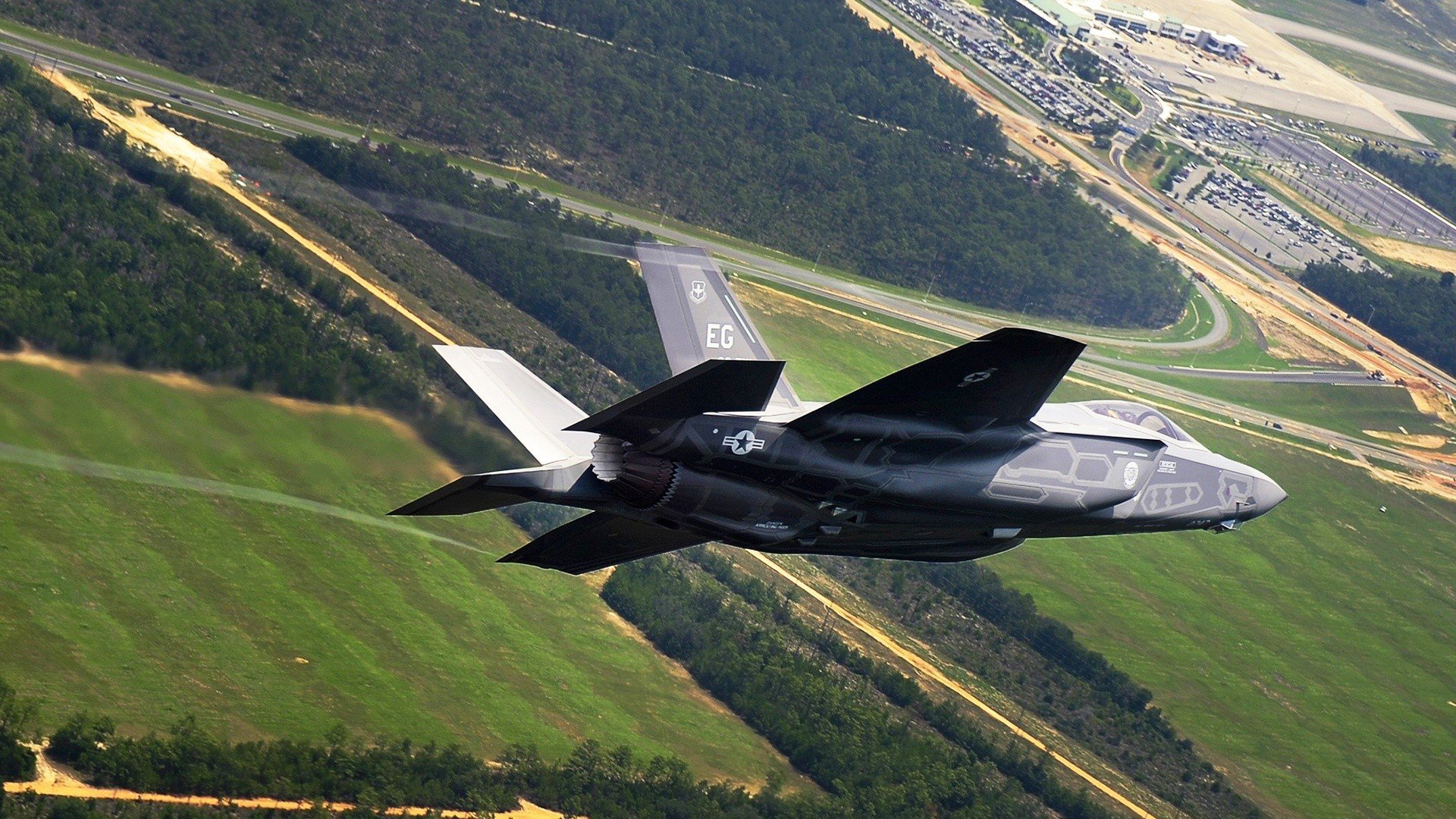 团队智慧与个人锋芒，76人战术铁幕如何笼罩篮网，福克斯上演压制级表演